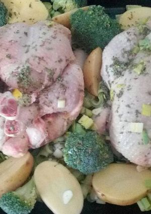 Una foto de Pollo al horno