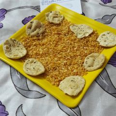 A picture of Crispy moong dal.