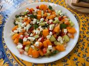 Une photo de entrée avec melon feta