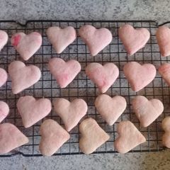 A picture of Sweet Heart Biscuits.