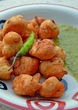 A picture of Urad Moong ke Pakode.