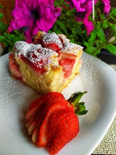 Epres-túrós piskóta 🍰 recept fotója