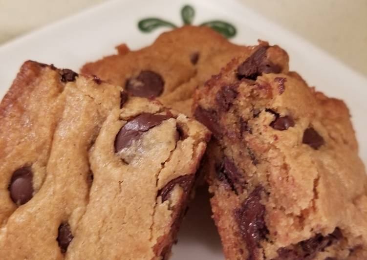 Steps to Prepare Super Quick Homemade Chocolate Chip Peanut Butter Brownies