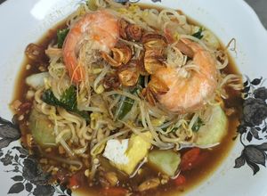 Foto resep Lontong Mie Surabaya (Kaldu Udang Enak Sedap)