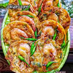 A picture of Bakwan Udang.