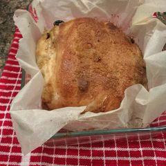 A picture of Lardy  Cake.