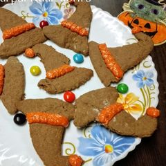 A picture of 🎃Spooky Chocolate Cinnamon Witches’ Hat Cookies".