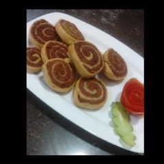 A picture of Cocktail samosa.