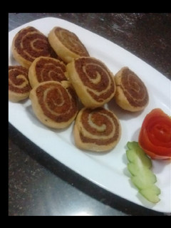 A picture of Cocktail samosa.