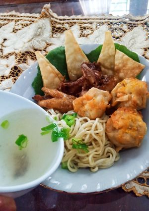 Foto resep Mie Ayam Dimsum Goreng