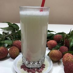 A picture of Lychee slush.