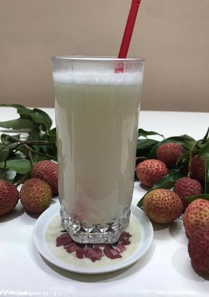A picture of Lychee slush.