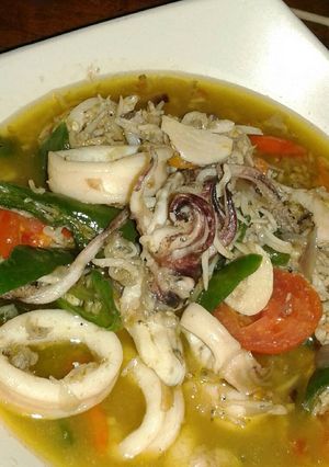 Foto resep Tumis cumi basah cabe ijo mix teri medan supper hot'z