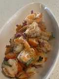 Camarones al Ajillo y vegetales
