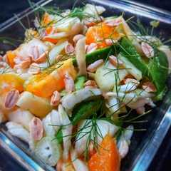 Foto principal de Ensalada frutal con hinojo.🥑🍊🍏🥬🍋