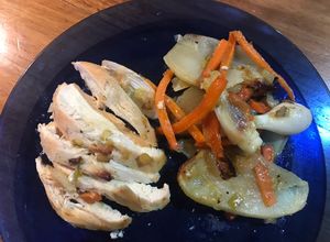 Una foto de Pollo a la cerveza con verduras