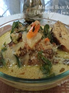 Foto resep Mangut Ikan Asap (Ikan Pari / Iwak Pe)