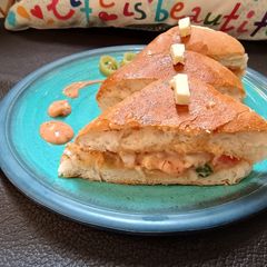 A picture of Jain Thousand Island Vegetable Paneer Sandwich.