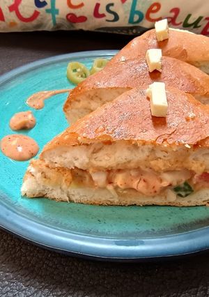 A picture of Jain Thousand Island Vegetable Paneer Sandwich.