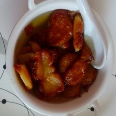 A picture of Chhanavaza in sugar syrup.