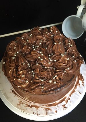 A picture of Moist 2 Layer Chocolate Cake.