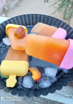 A picture of Peach Popsicles 🍑.