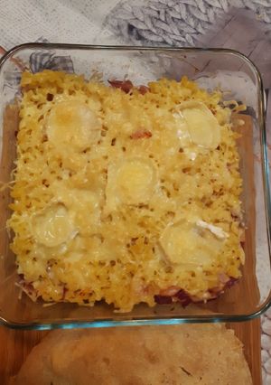 Une photo de Gratin de coquillettes, chorizo et fromage de chèvre 🍽