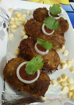 A picture of Corn Fritters.