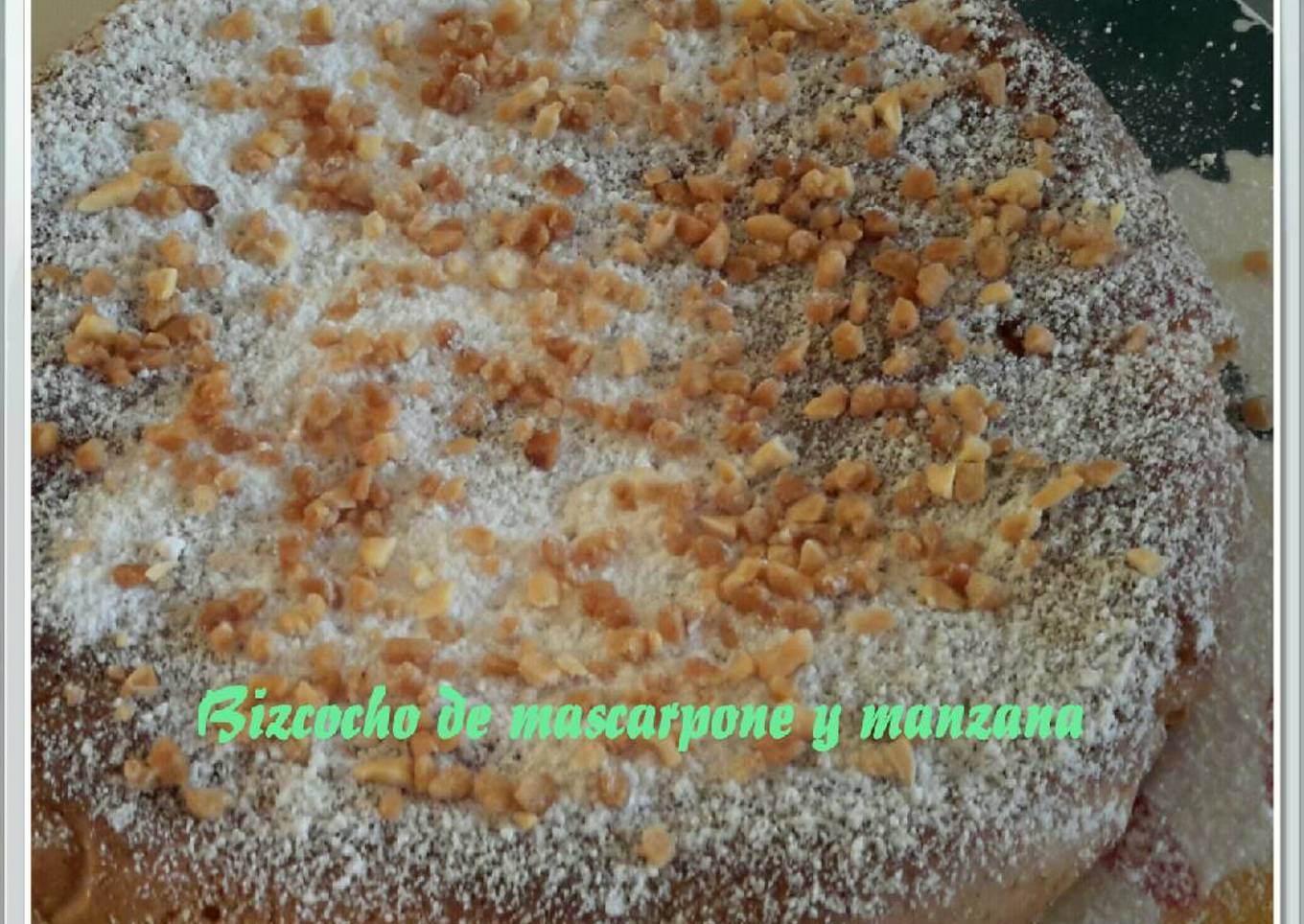 Bizcocho de mascarpone y manzana Thermomix