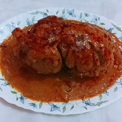 A picture of Murgh musallam.