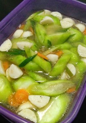 Foto resep Sayur oyong kuah bakso
