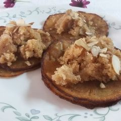Seero Malpuro / Malpua With Sooji Halwa A picture of Seero Malpuro / Malpua With Sooji Halwa.