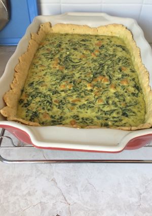 A picture of Spinach, butternut and feta quiche.