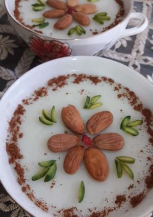 عکسی از دستور سحری(فرنی با آرد برنج)