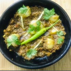 A picture of Aloo keema.