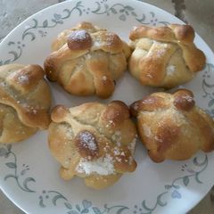 A picture of Pan de muerto.