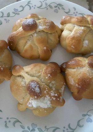 A picture of Pan de muerto.