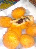 Bola-bola pisang isi coklat lumer