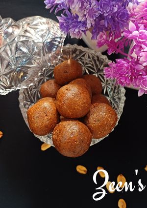 A picture of Peanut Jaggery Laddoos.