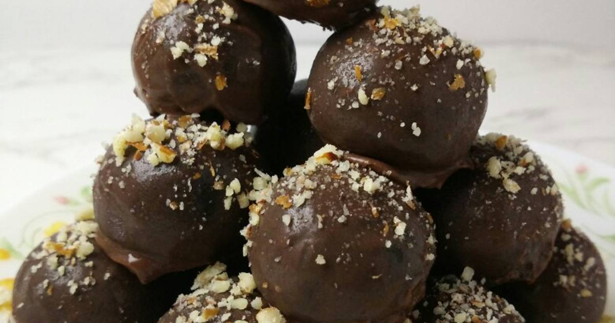 No Bake Oreo Balls Recipe By Tanushri Paul Cookpad