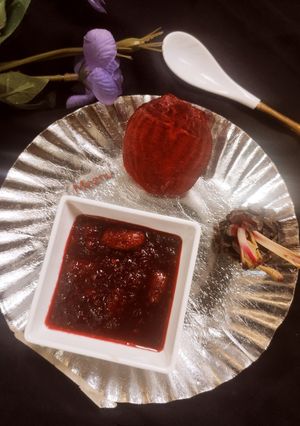 चुकन्दर की खट्टी,मीठी,तीखी सॉस (Chukandar ki khatti meethi teekhi sauce recipe in Hindi) रेसिपी मुख्य फोटो