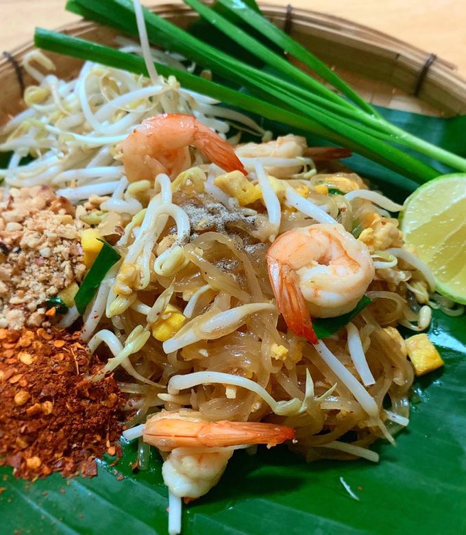 ผัดไทยกุ้งสด