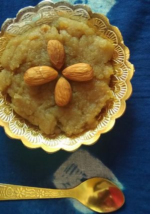 શીરો રેસીપી મુખ્ય ફોટો
