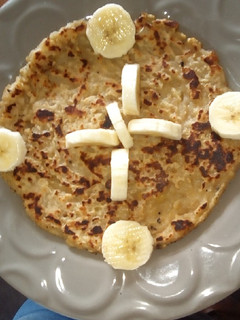 Una foto de Panqueque nutritivo de banana, manzana y pera