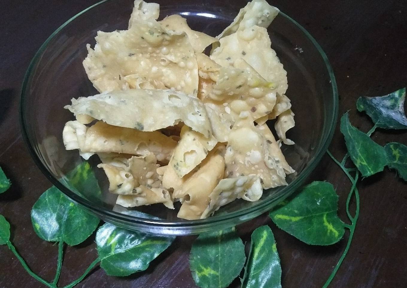 Keripik pangsit