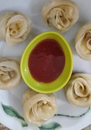 A picture of Paneer Stuffed Rose Momo.