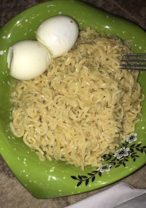 A picture of Indomie.