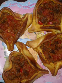 Una foto de EMPANADAS ÁRABES (a mi manera)😉RIQUÍSIMA