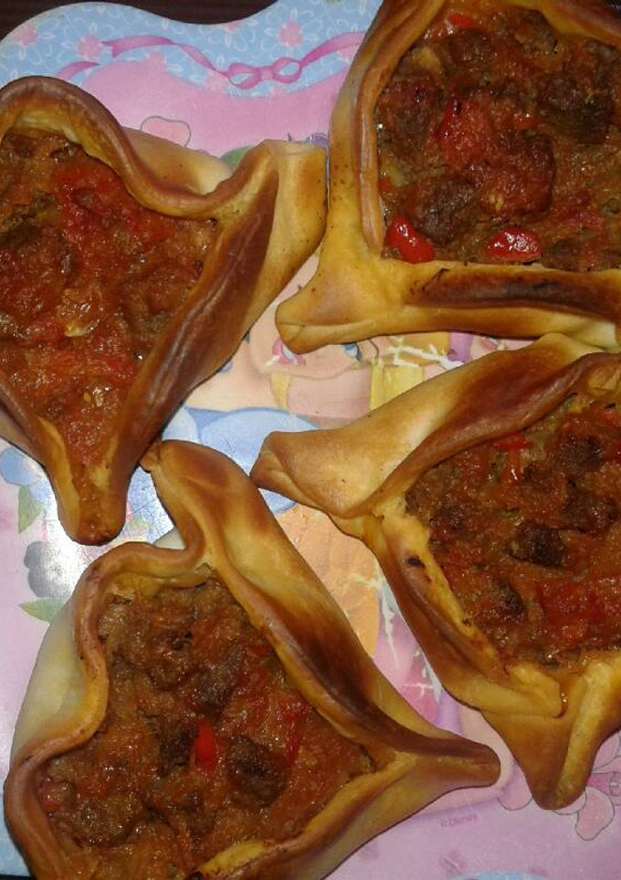 Una foto de EMPANADAS ÁRABES (a mi manera)😉RIQUÍSIMA