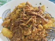 Una foto de ropa vieja canaria
